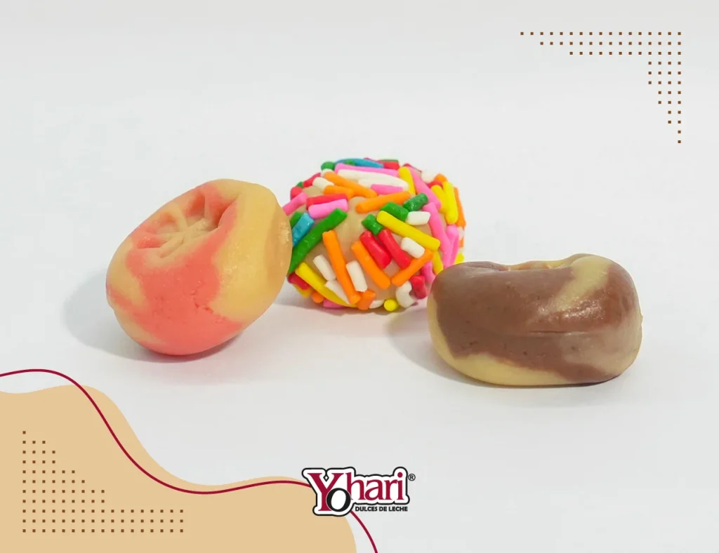 Charola surtida de dulces de leche Yohari